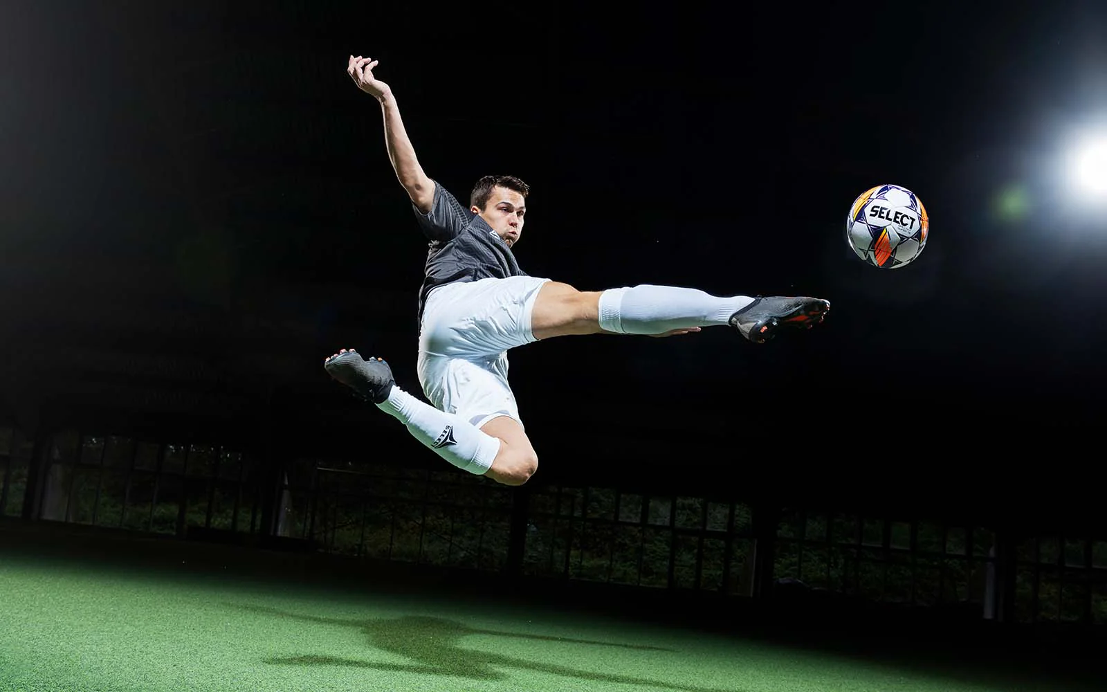 男足U23亚洲杯分组：中国国奥与日韩分在“死亡之组”.